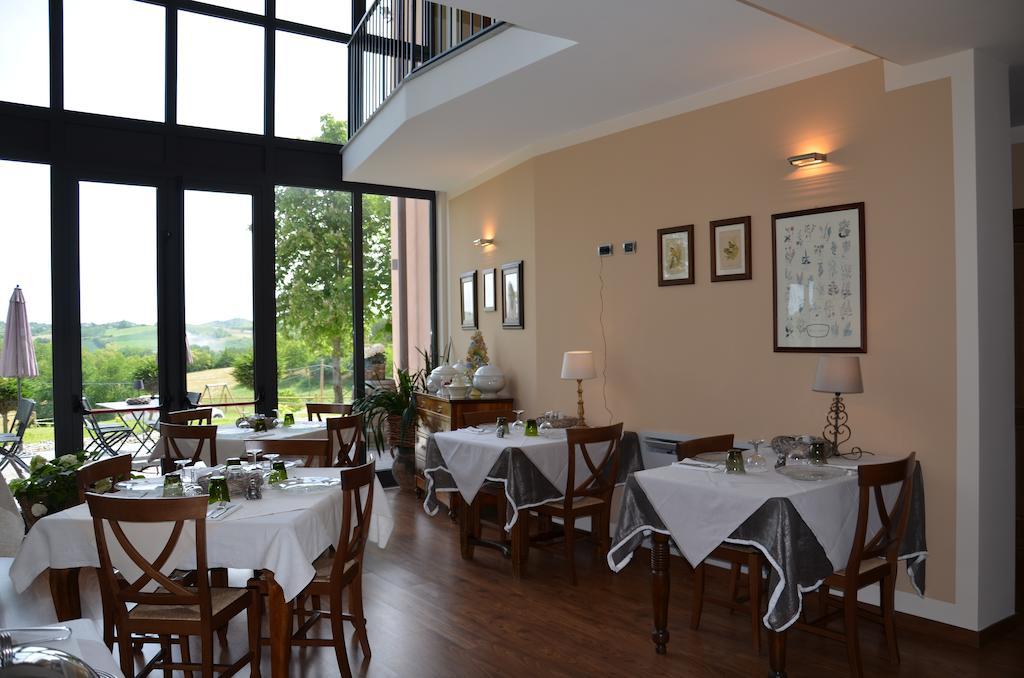 Cascina Castagneto Hotel Castell'Alfero Exterior photo
