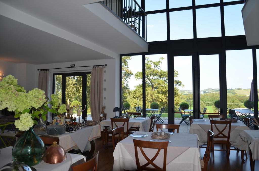 Cascina Castagneto Hotel Castell'Alfero Exterior photo